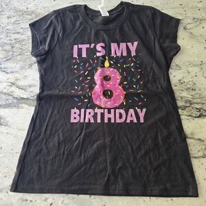 District Black 'It's My 8 Birthday' Kids‎ Tee YOUTH SMALL